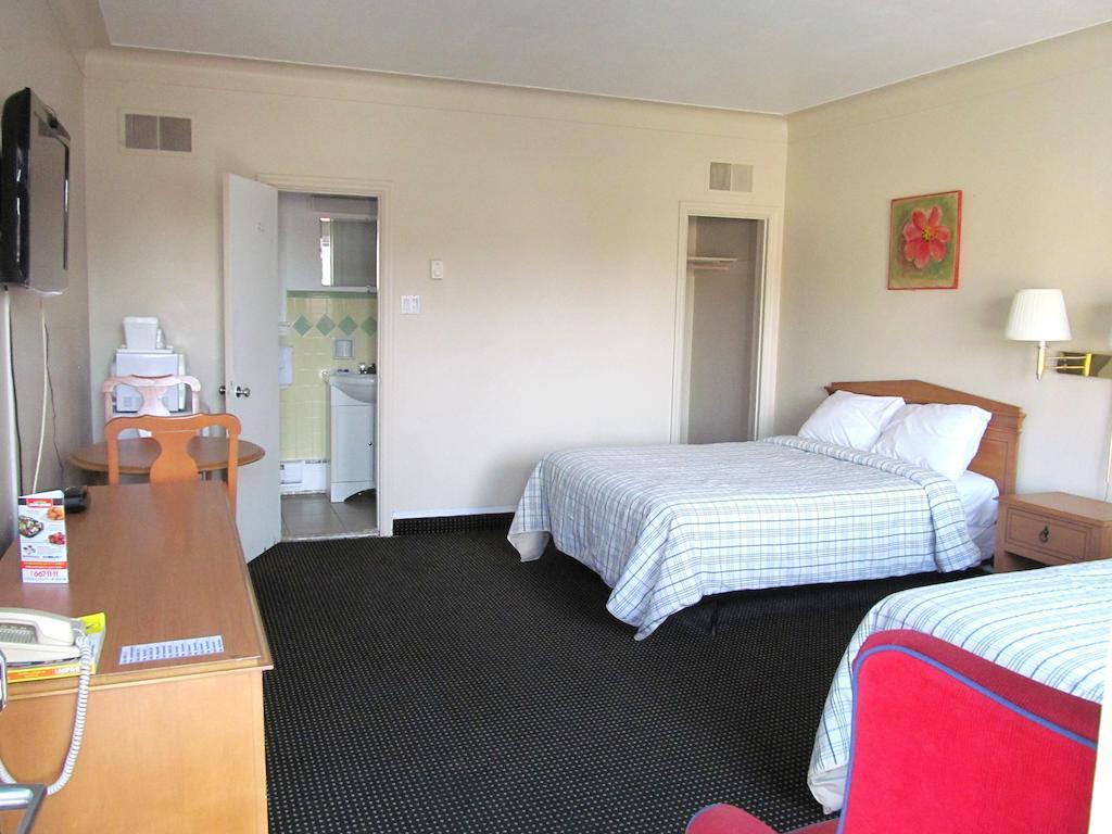 Motel Knights Ontario